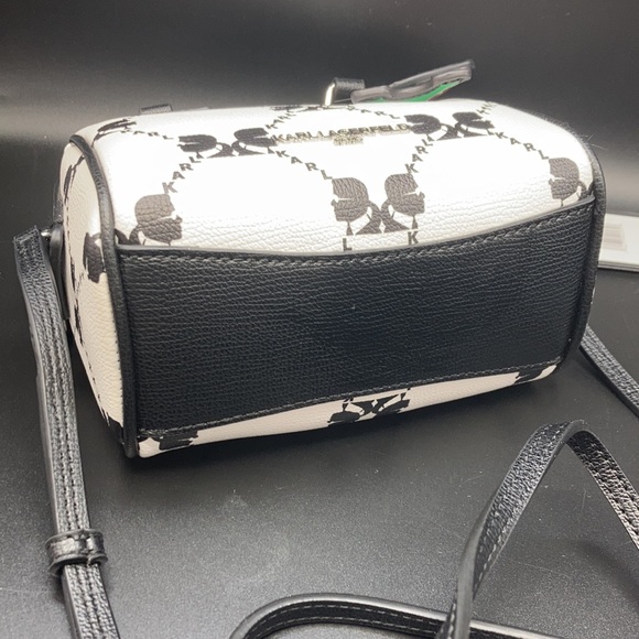 24HR DROP ⬇️ Karl Lagerfeld mini purse - Picture 3 of 6